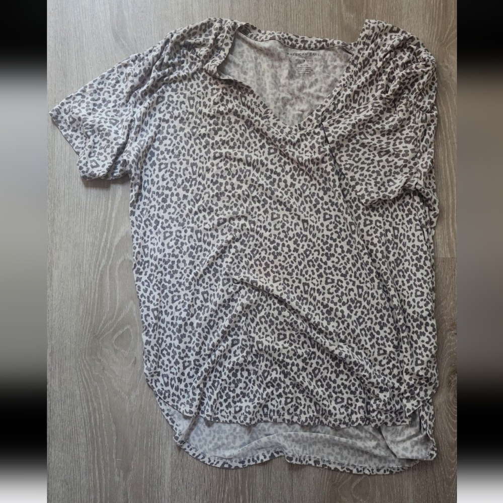 American Eagle shirt leopard oversized medium